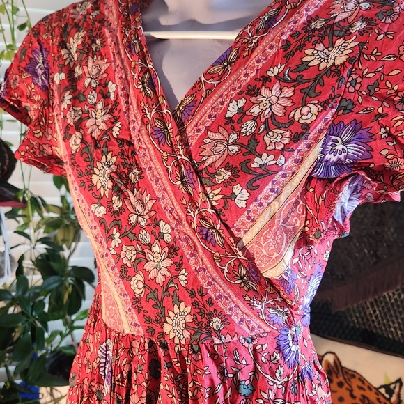 Dress - Picture 4 of 5